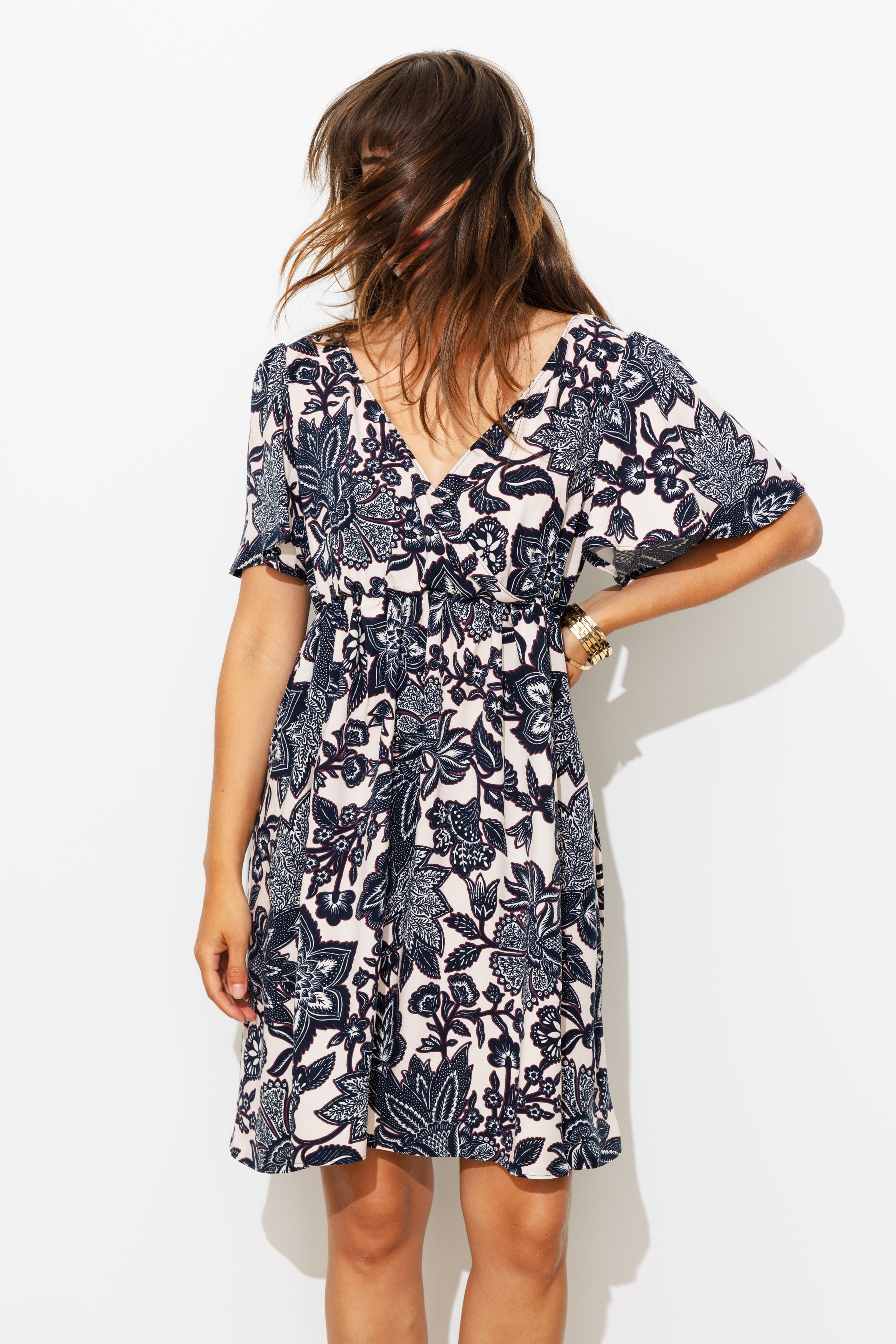 Modelo de costura para vestido LEONIE
