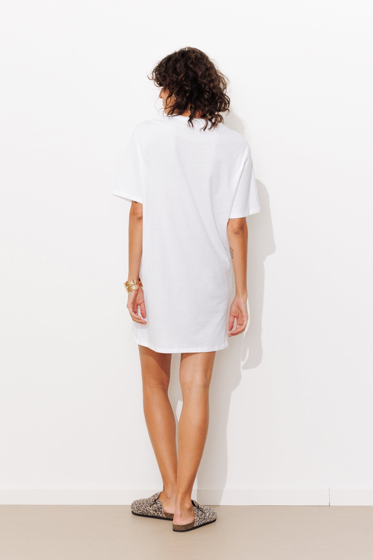 Vestido t-shirt com coração