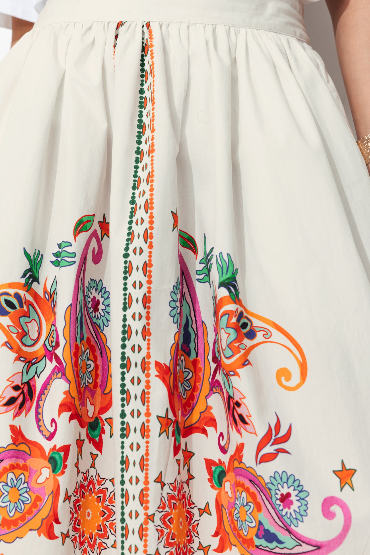 Saia midi estampada