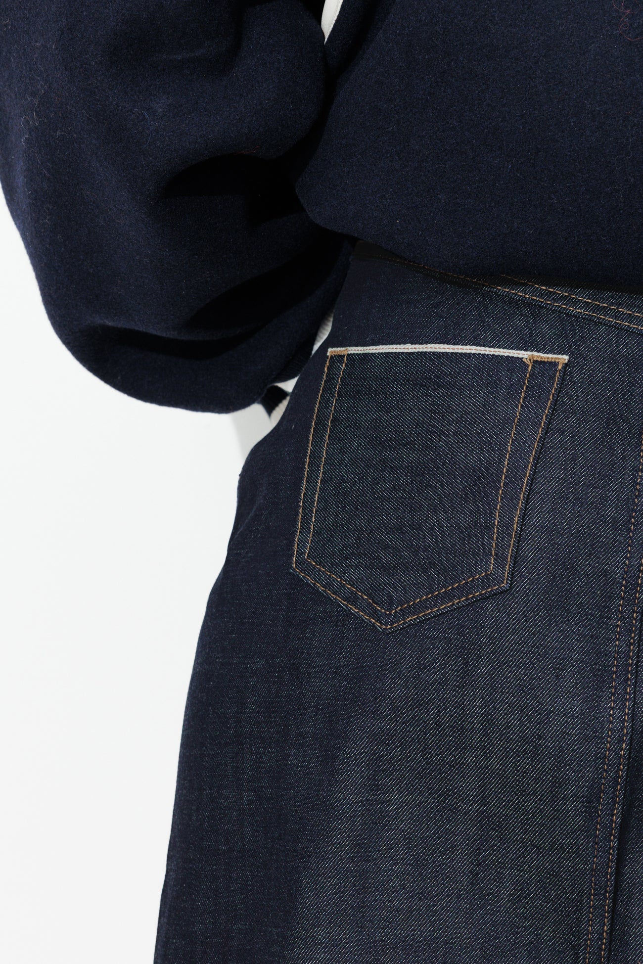 Saia curta de denim com selvedge