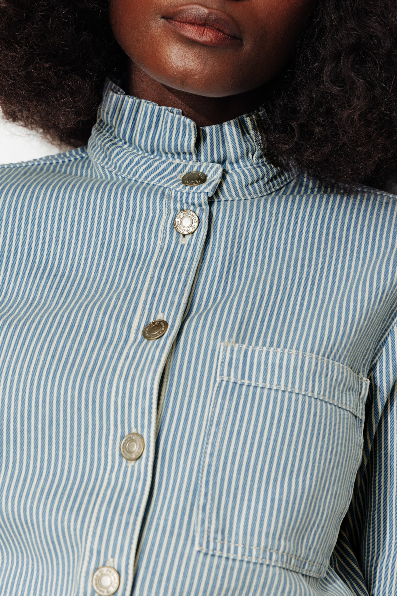 Camisa overshirt em lona