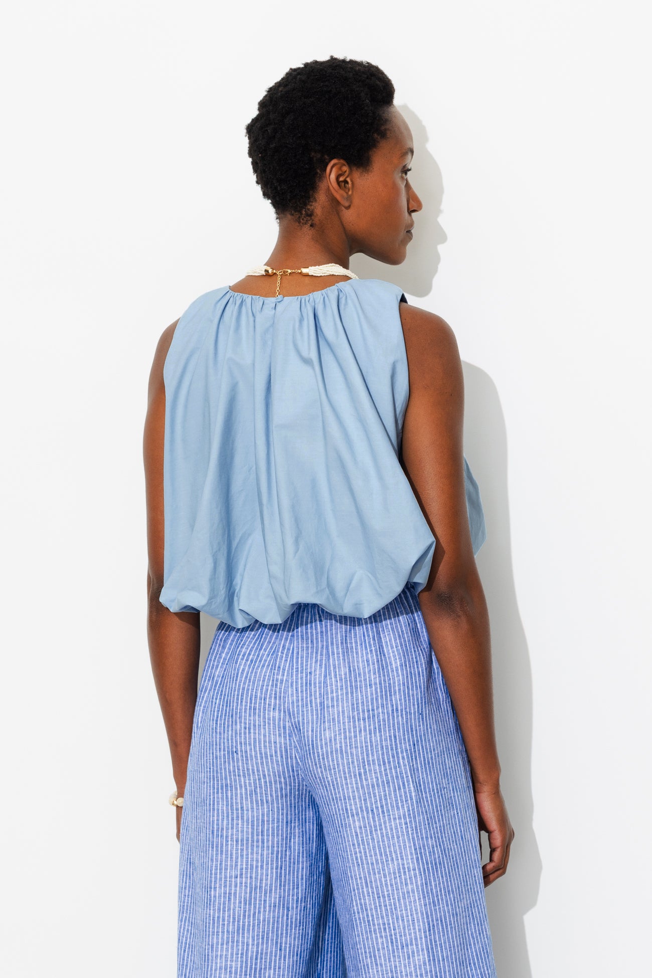 Blusa simples puffball