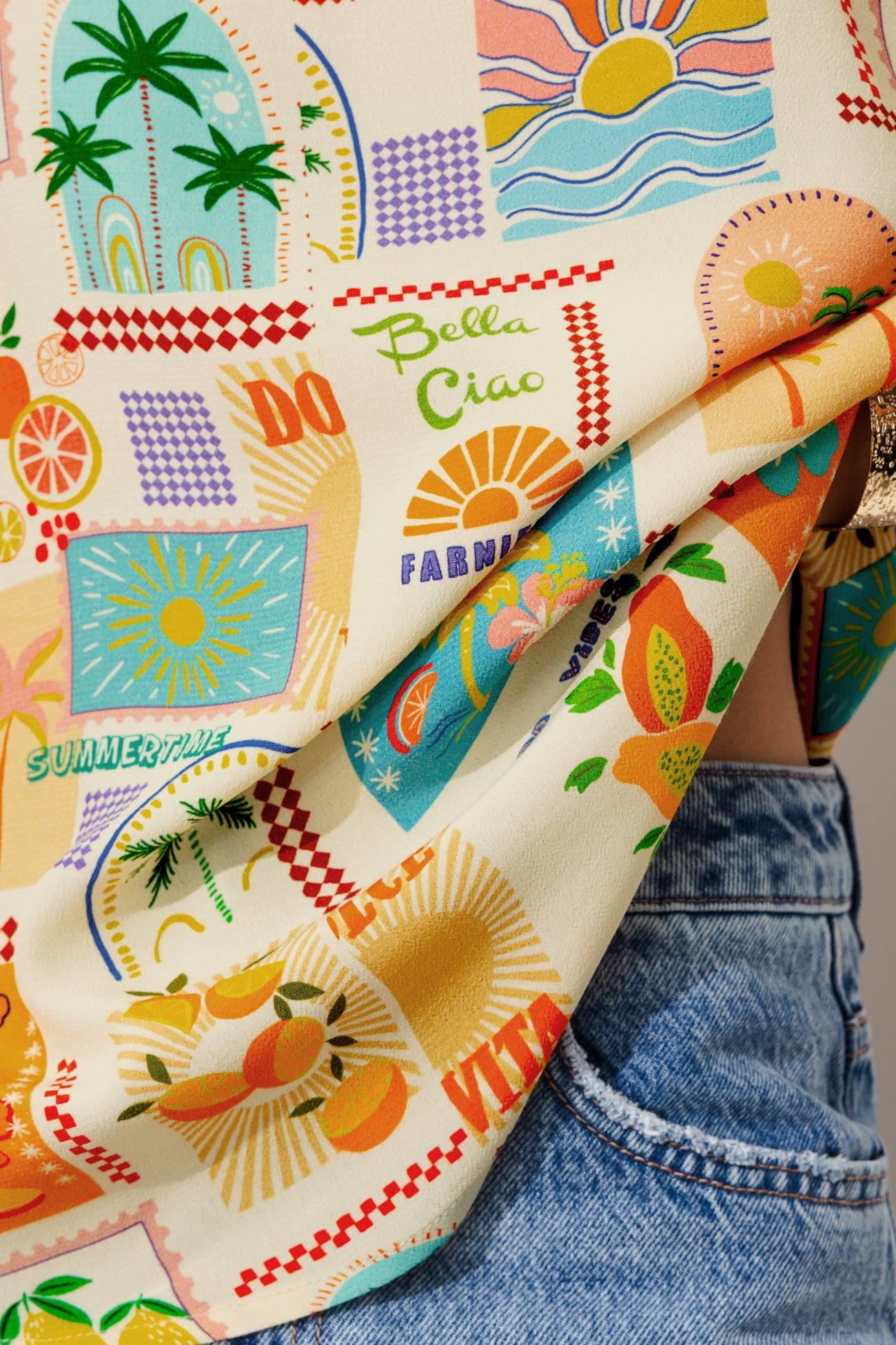 Top de tiras estampado