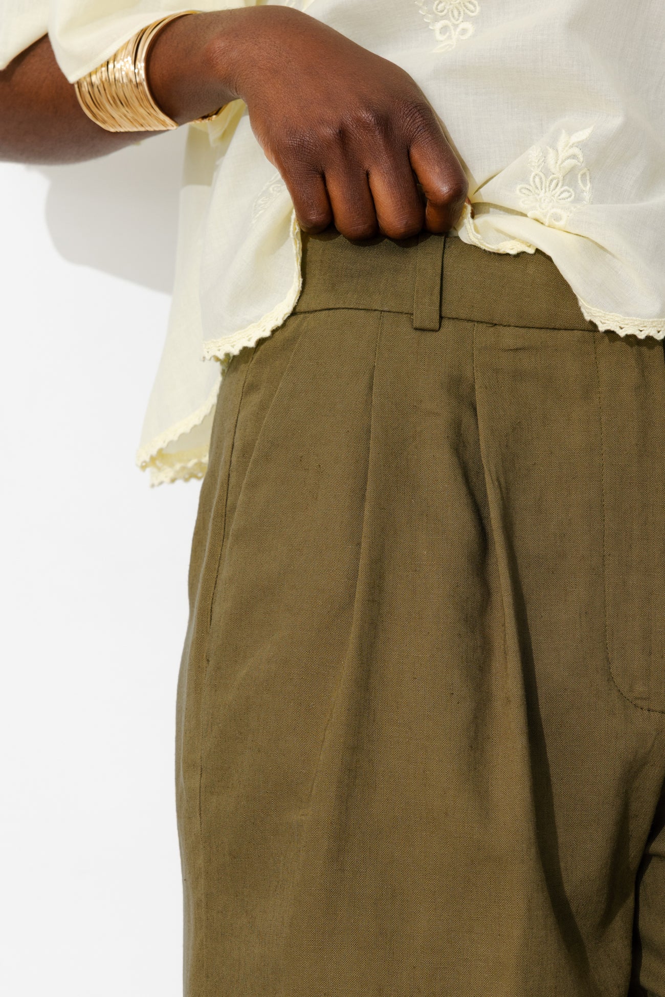 Bermudas com pregas
