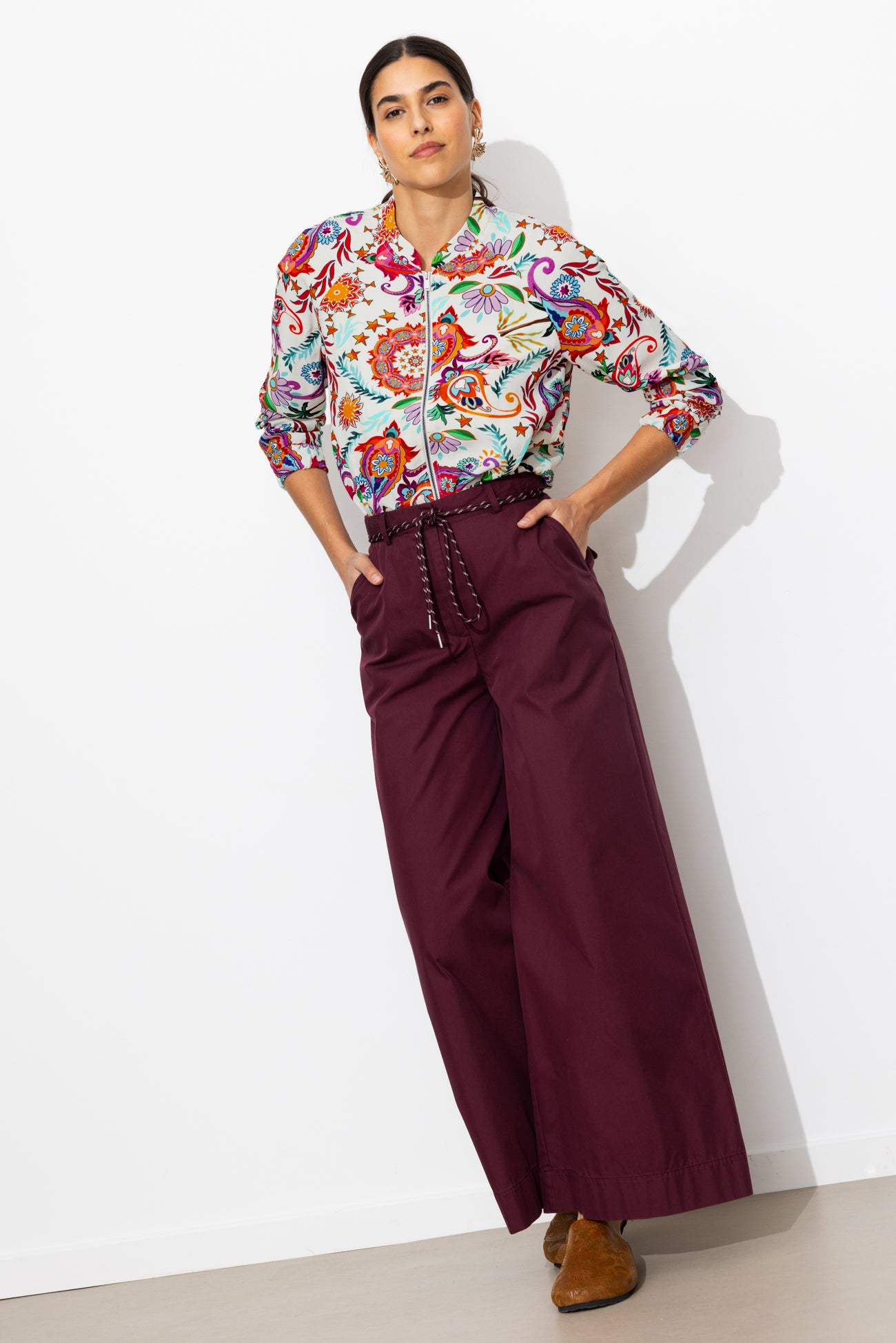 Jaqueta bomber estampada