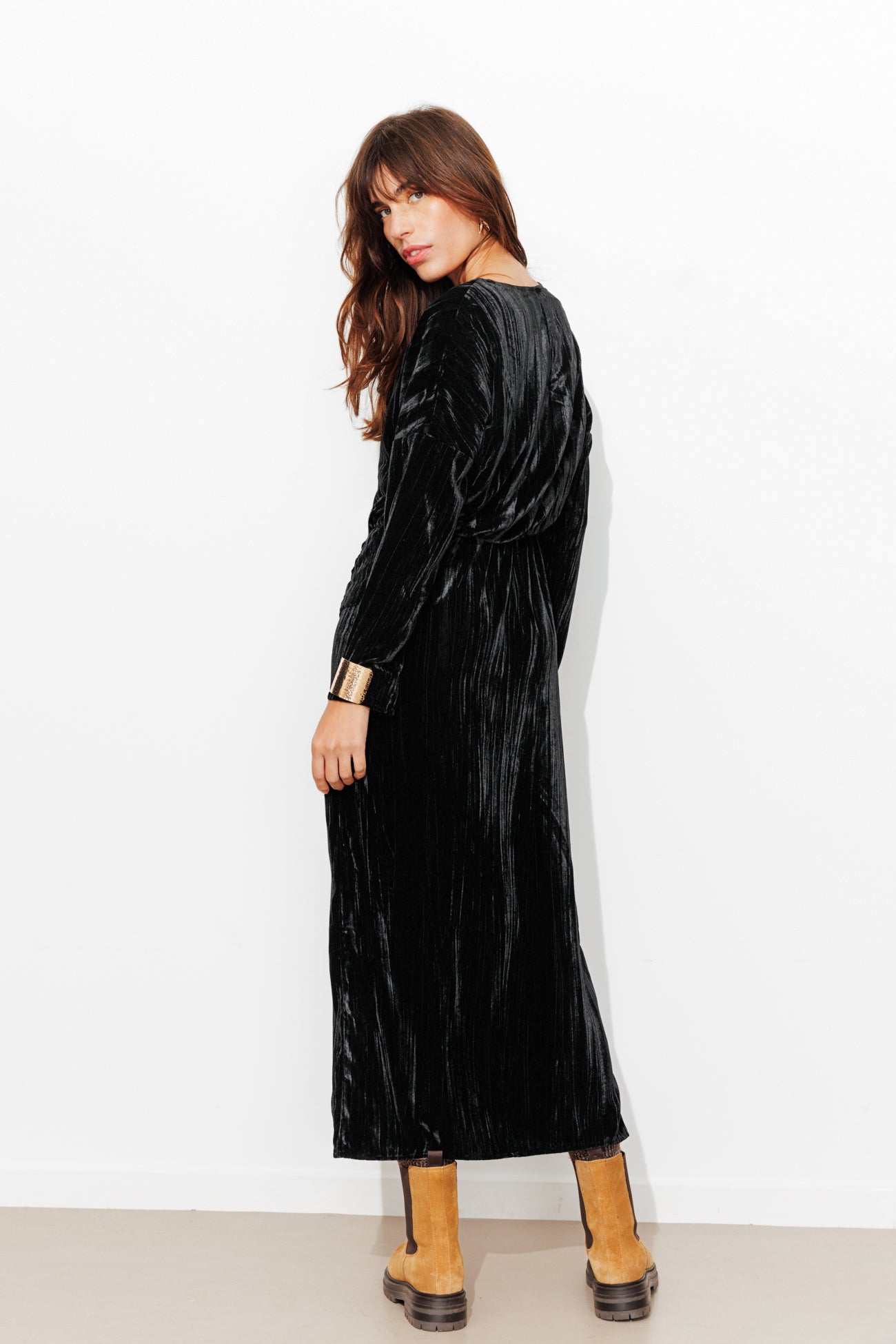 Vestido de abotoamento veludo